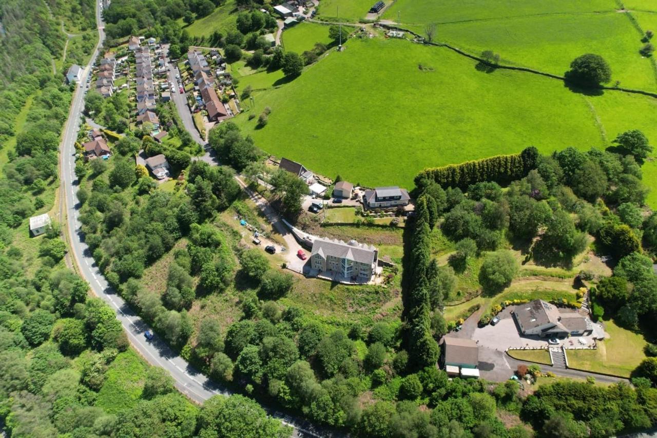 Rowan House Bed Breakfast Main House & Self Contained Self Catering Apartment Cymmer Exterior photo
