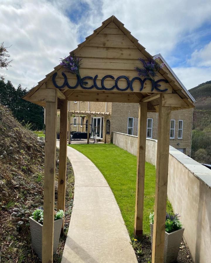 Rowan House Bed Breakfast Main House & Self Contained Self Catering Apartment Cymmer Exterior photo